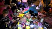 Making Yellow Ribbons (from HRIC’s “Building Hong Kong’s Future” series)